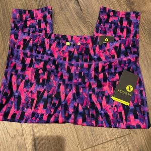 Brand new fitted workout capris